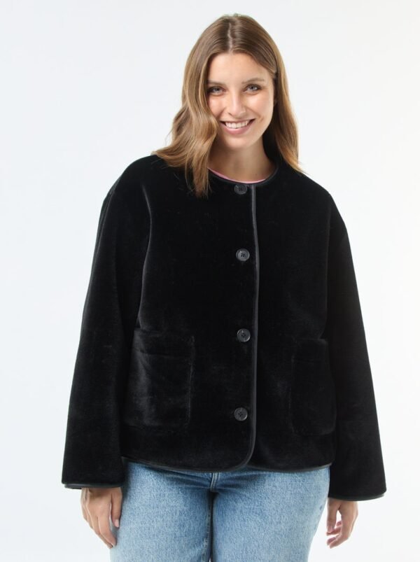 سترة الفرو Chaqueta piel sintética