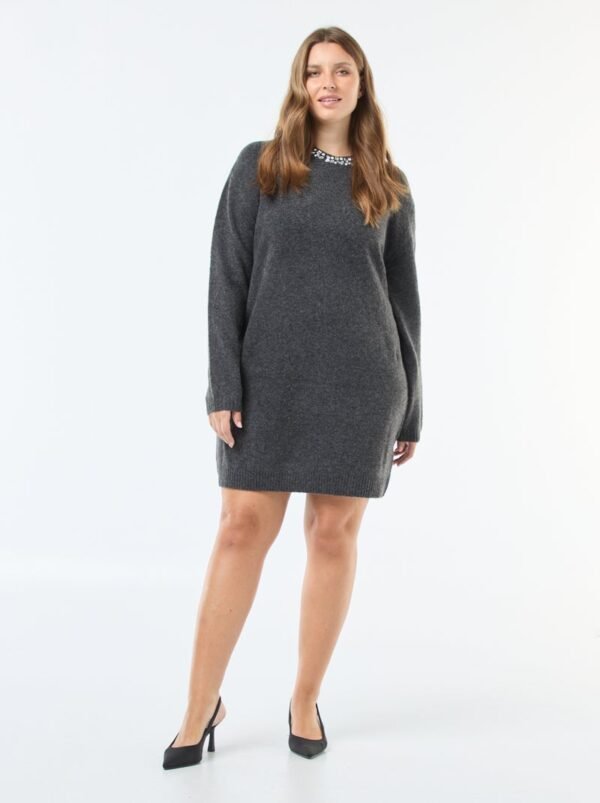 فستان Vestido grueso con strass