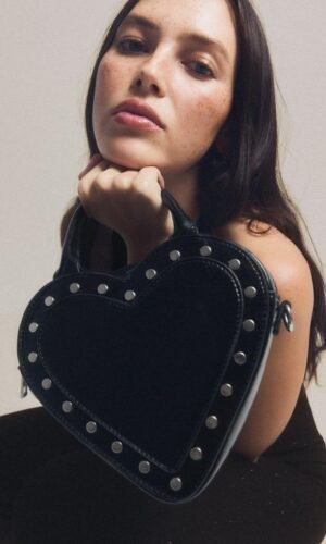 09031192800-p حقيبة Bolso Bershka corazón piel