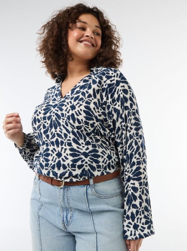 بلوزة Blusa de pico suelto