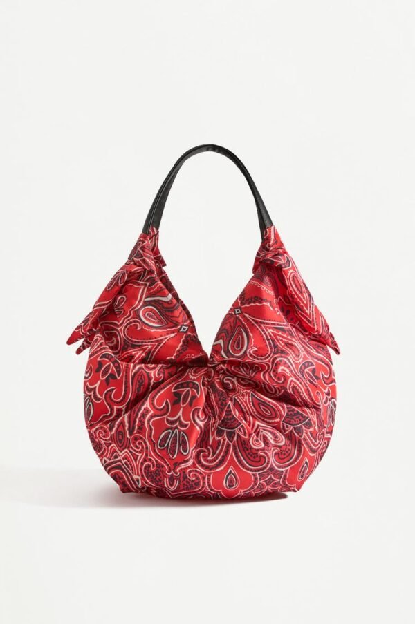 حقيبة  saca bandana