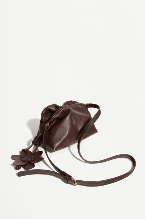 حقيبة pouch flor