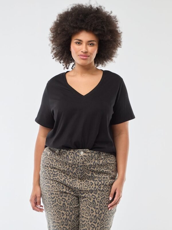 تيشرت Camiseta de cuello en pico