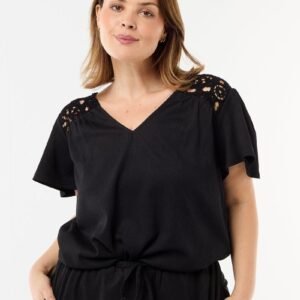 تيشرت Camiseta crepé y macramé