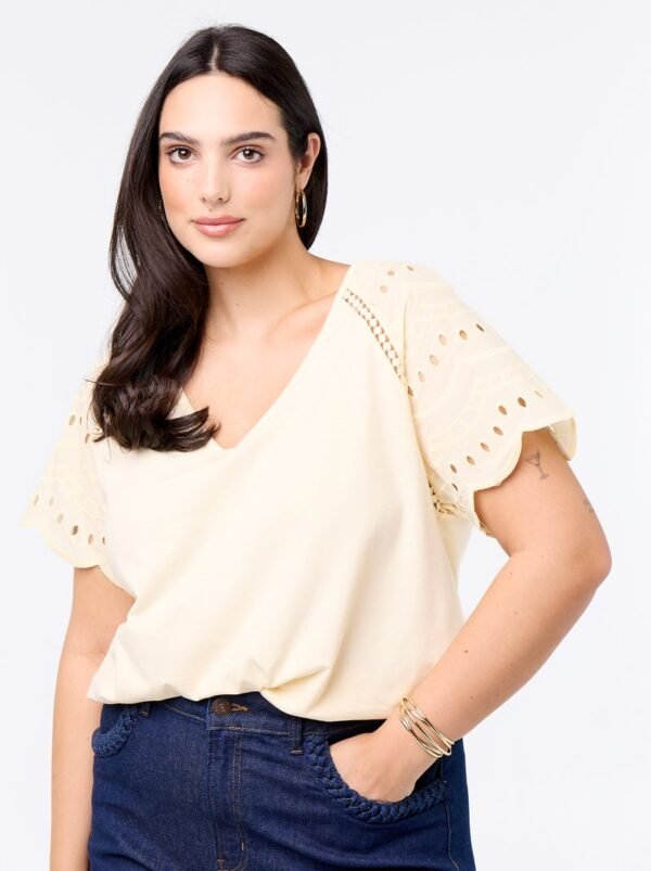 تيشرت Camiseta lisa bordados